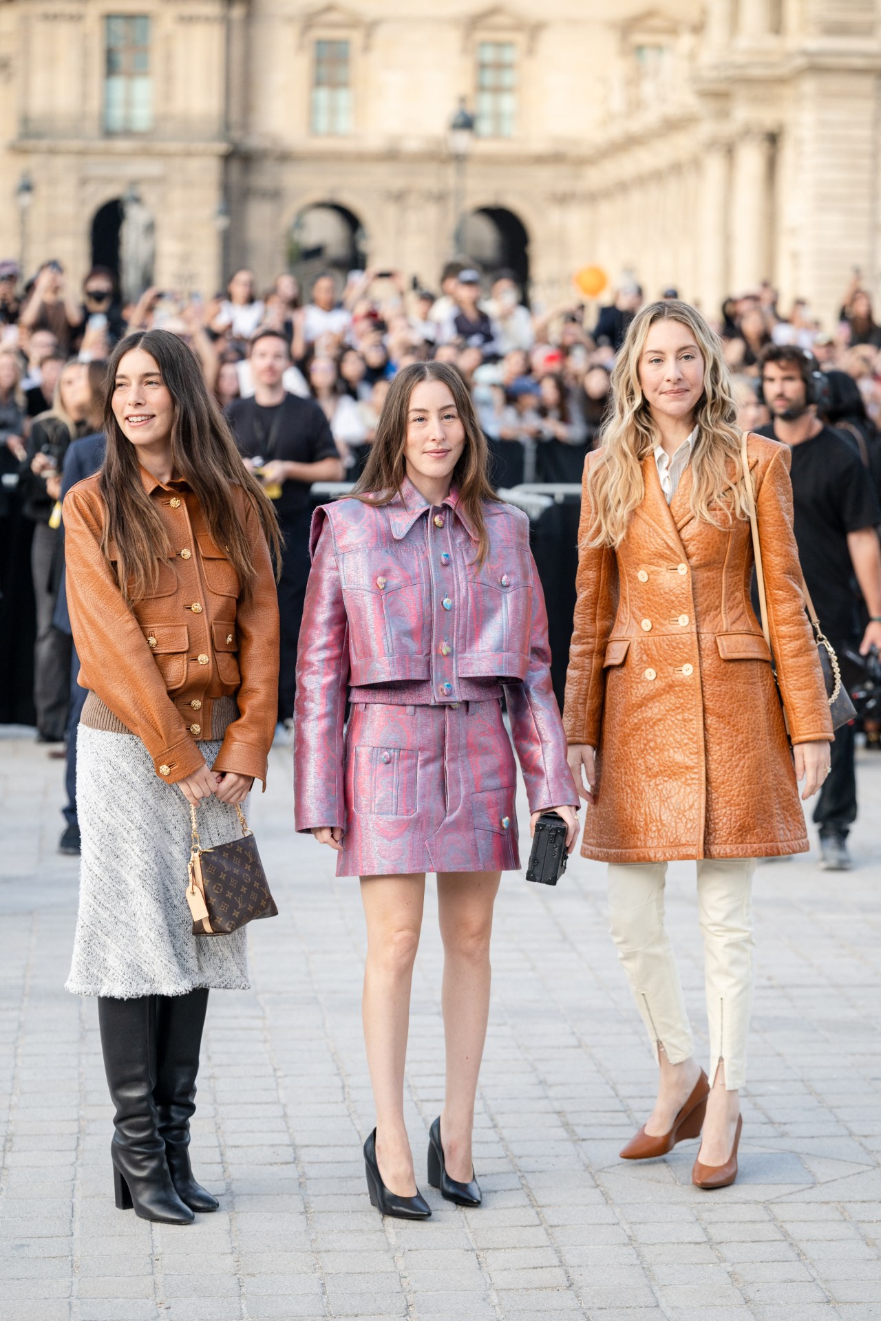FRANCE-PFW-WOMENSWEAR-PFWSS27-LOUIS-VUITTON-OUTSIDE-ARRIVALS