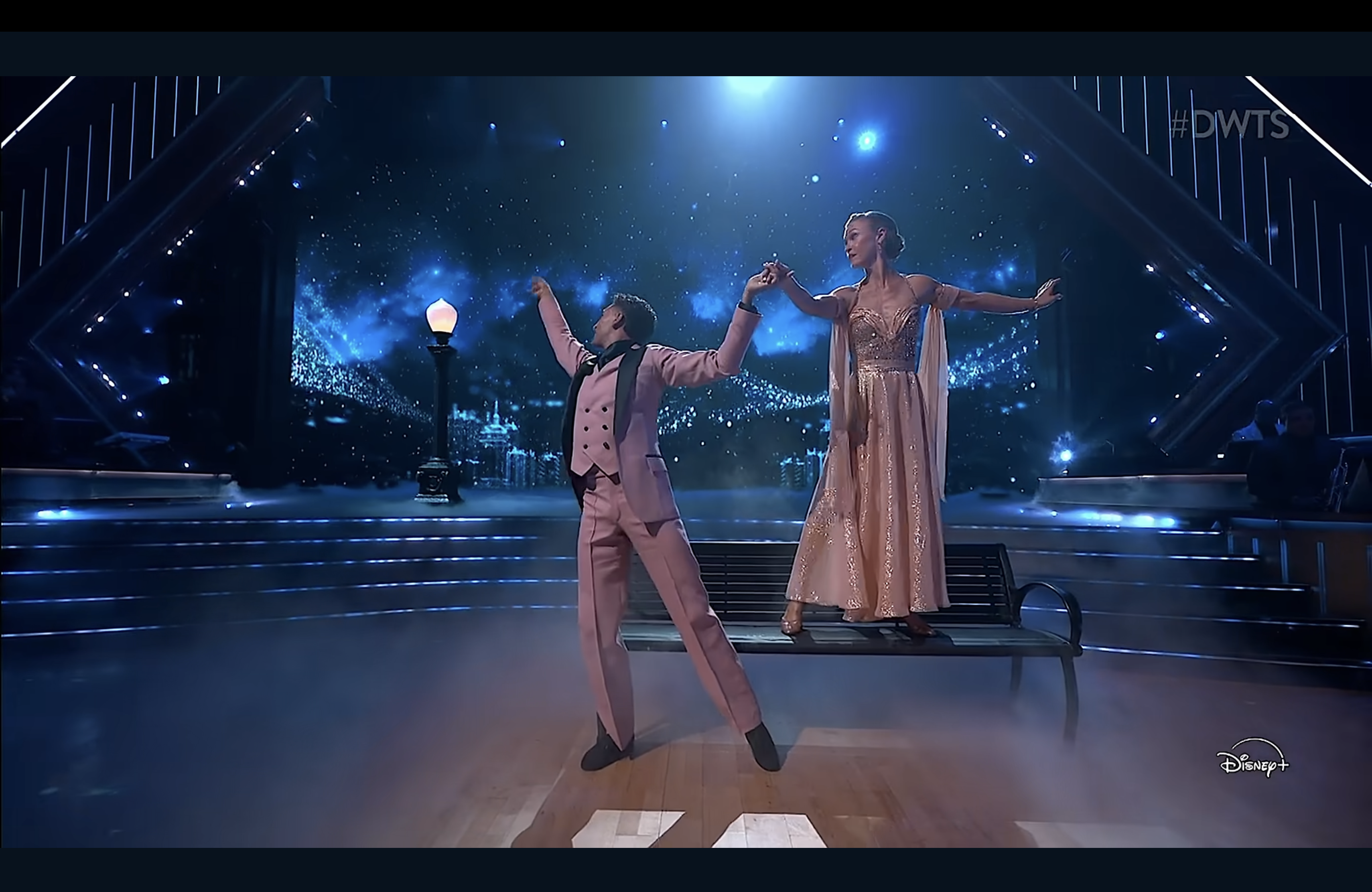 Julia Stiles and partner Ezra Sosa performing on Dancing With the Stars
