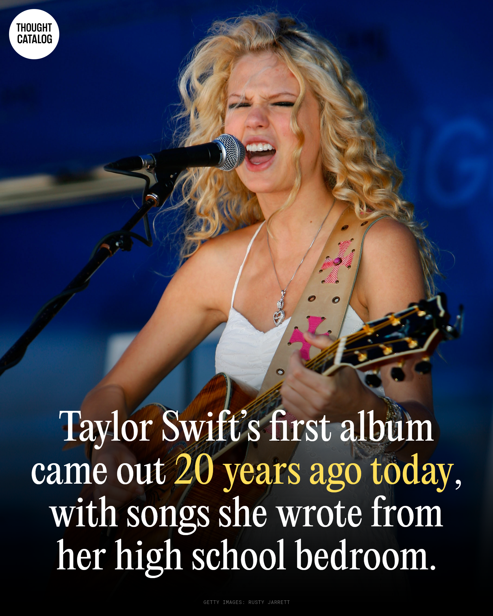 Taylor Swift in an early career photo